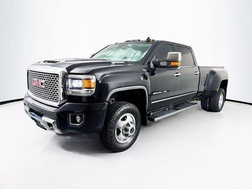 2017 GMC Sierra 3500 Denali