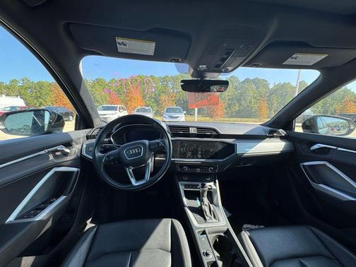 2024 Audi Q3 Premium 45 TFSI S line quattro Tiptronic