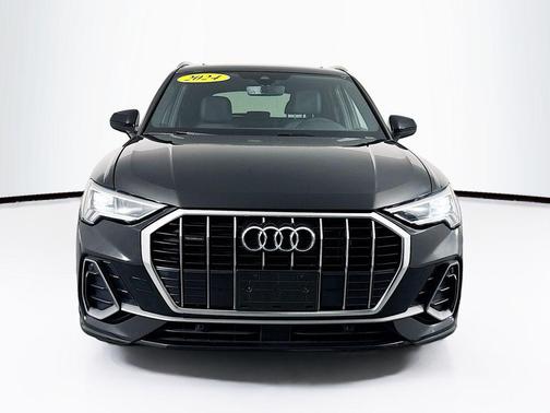 2024 Audi Q3 Premium 45 TFSI S line quattro Tiptronic