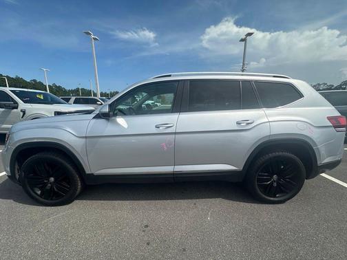 Reflex Silver Metallic 2019 Volkswagen Atlas 3.6L SEL