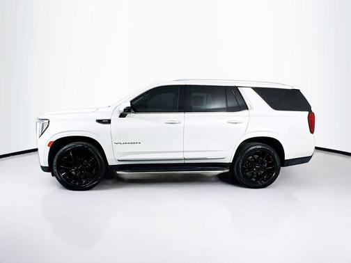 2022 GMC Yukon SLT