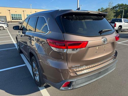 2018 Toyota Highlander Limited Platinum