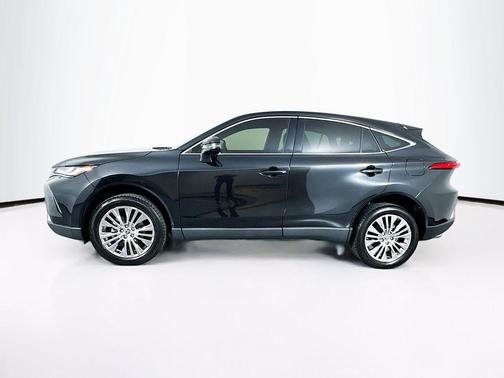 2023 Toyota Venza XLE