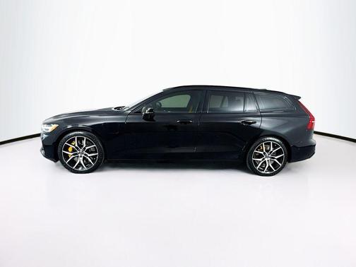 2024 Volvo V60 Recharge Plug-In Hybrid Polestar