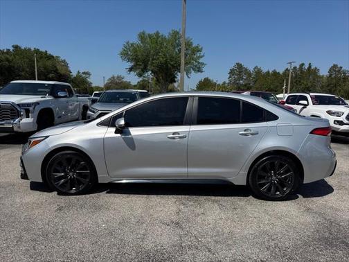 2024 Toyota Corolla Hybrid SE