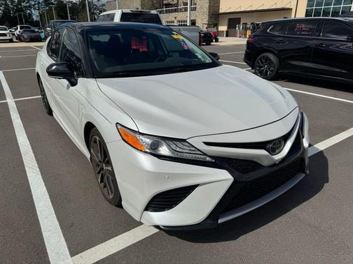 2020 Toyota Camry XSE