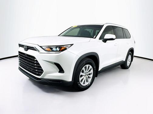 2024 Toyota Grand Highlander Hybrid XLE