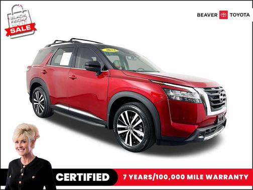 2023 Nissan Pathfinder Platinum FWD