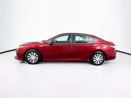 2018 Toyota Camry Hybrid LE