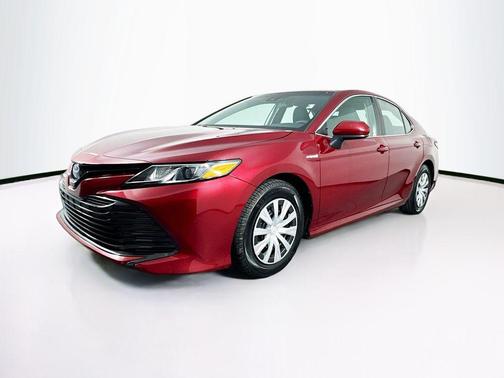 2018 Toyota Camry Hybrid LE