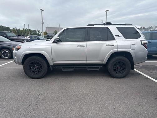 Classic Silver Metallic 2022 Toyota 4Runner TRD Off Road Premium