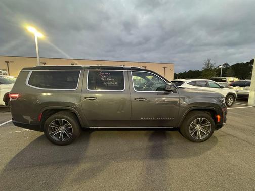 2024 Jeep Grand Wagoneer L 4x4