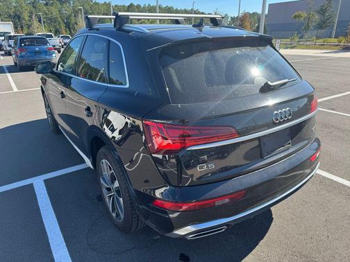 2023 Audi Q5 45 S line Premium Plus