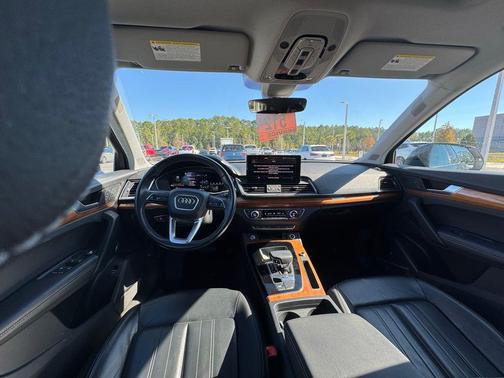 2023 Audi Q5 45 S line Premium Plus