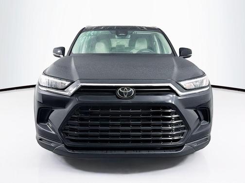 2025 Toyota Grand Highlander Hybrid XLE