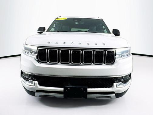 2023 Jeep Wagoneer L Series III 4x2