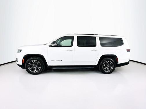2023 Jeep Wagoneer L Series III 4x2