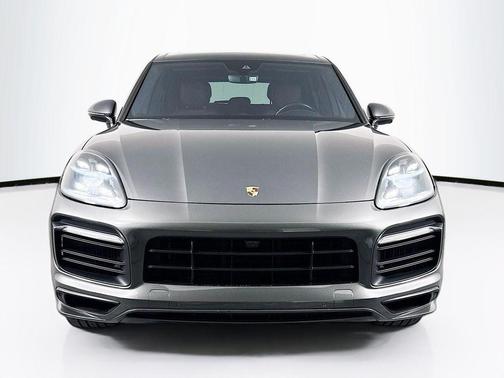 2021 Porsche Cayenne GTS