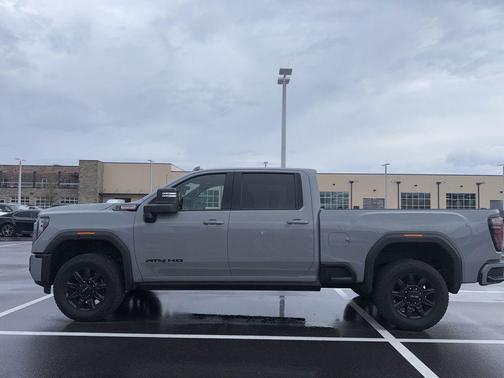 2024 GMC Sierra 3500 AT4