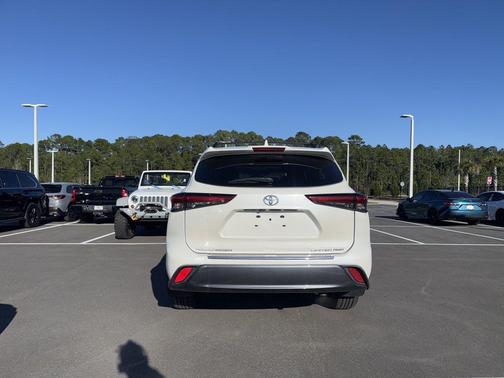 2021 Toyota Highlander Limited