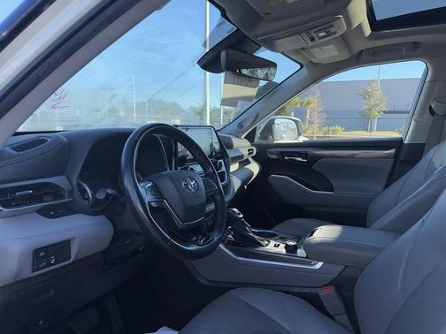 2021 Toyota Highlander Limited