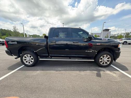 2021 RAM 2500 Big Horn Crew Cab 4x4 6'4' Box
