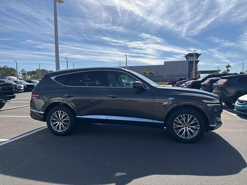 2024 Genesis GV80 2.5T