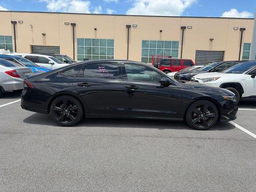 Crystal Black Pearl 2024 Honda Accord Hybrid Sport-L
