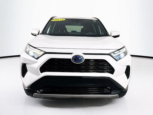 2023 Toyota RAV4 Hybrid SE