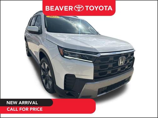 Platinum White Pearl 2026 Honda Pilot Touring 8-Passenger