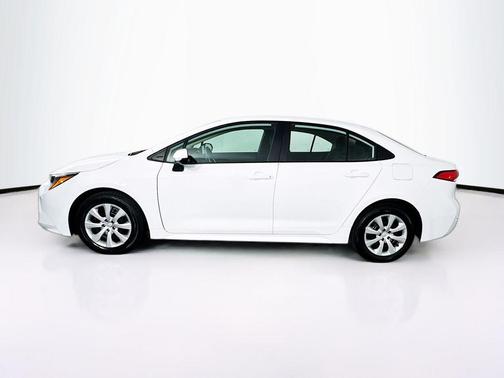 Ice Cap 2025 Toyota Corolla LE