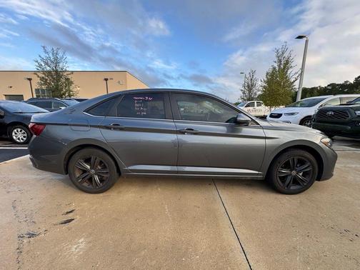 2023 Volkswagen Jetta 1.5T SE