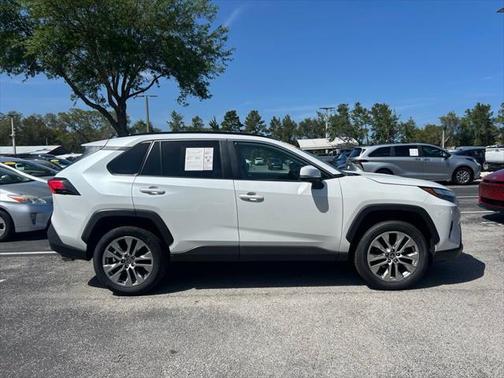 2024 Toyota RAV4 XLE Premium
