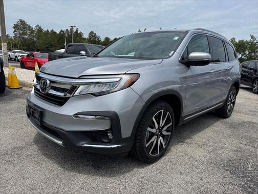 2022 Honda Pilot Touring 8-Passenger