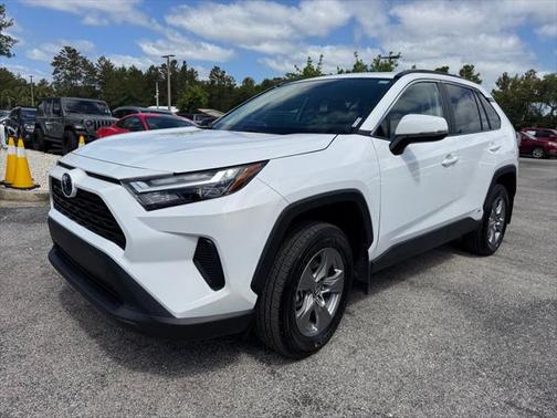 2024 Toyota RAV4 Hybrid XLE