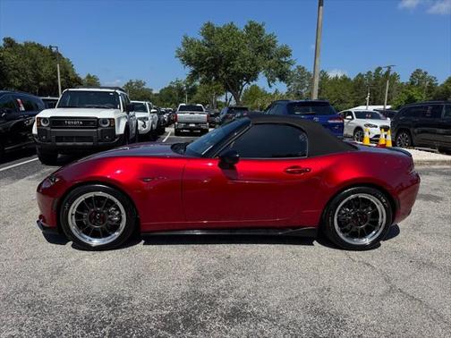 2021 Mazda MX-5 Miata Club