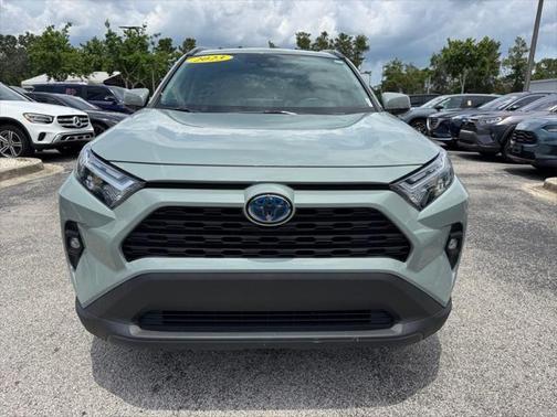 2023 Toyota RAV4 Hybrid XLE Premium