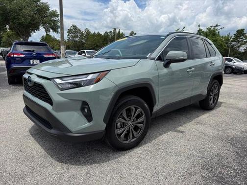 2023 Toyota RAV4 Hybrid XLE Premium