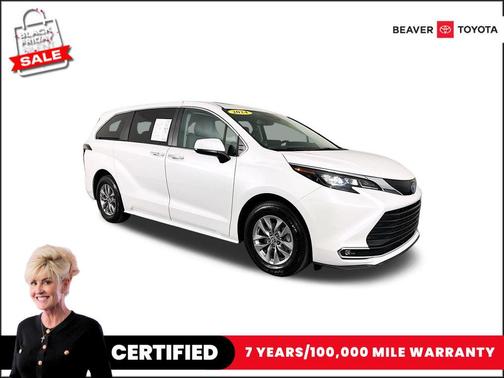 2024 Toyota Sienna XLE