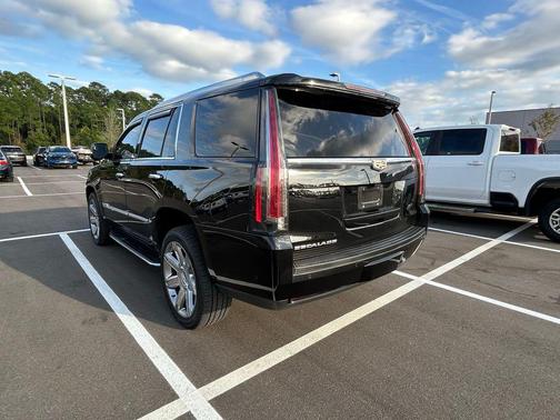 2018 Cadillac Escalade Premium Luxury