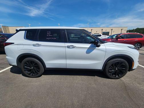 2023 Mitsubishi Outlander SE 2.5 2WD