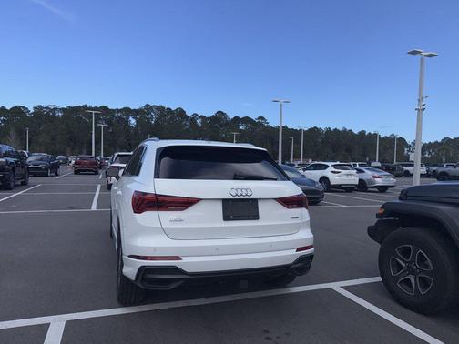 2022 Audi Q3 45 S line Premium Plus