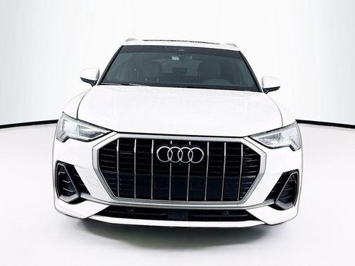 2022 Audi Q3 45 S line Premium Plus