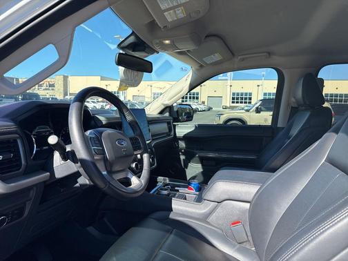 2023 Ford Expedition XLT