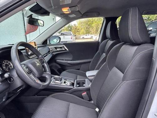 2022 Mitsubishi Outlander ES 2.5 S-AWC