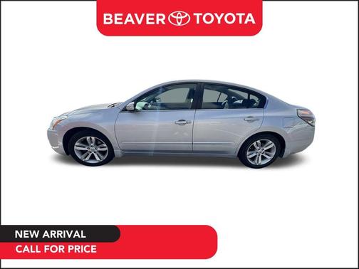 2010 Nissan Altima 3.5 SR