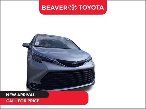 2025 Toyota Sienna XLE