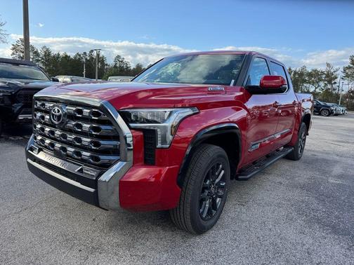 2025 Toyota Tundra Hybrid Platinum
