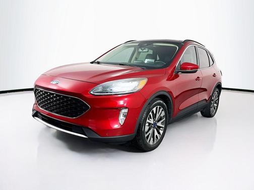 2020 Ford Escape Titanium