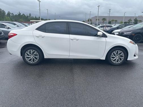 Super White 2019 Toyota Corolla LE